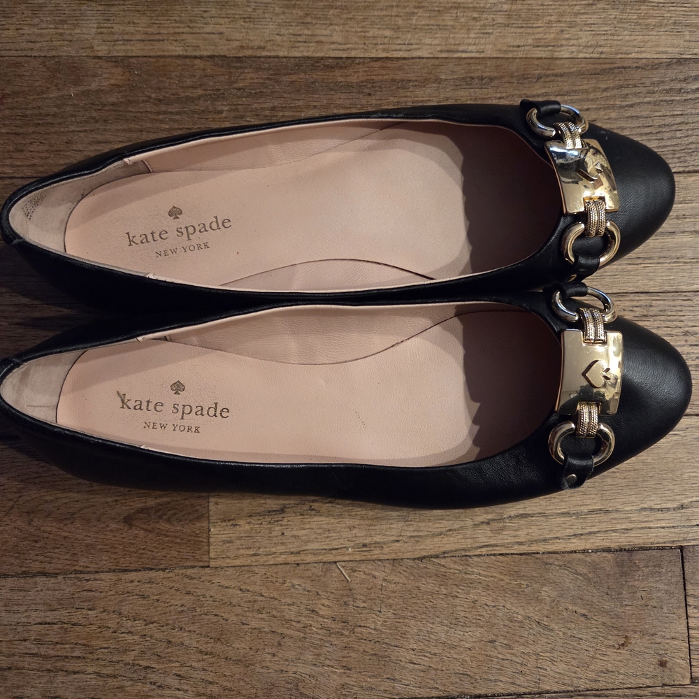 Kate Spade Black with Gold Buckle Flat Size 8